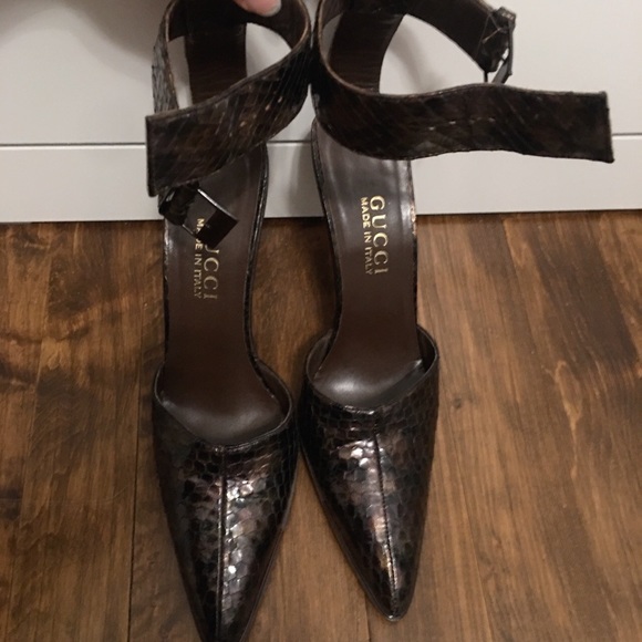 Gucci By Tom Ford Python Ankle Strap Pump - Picture 1 of 4